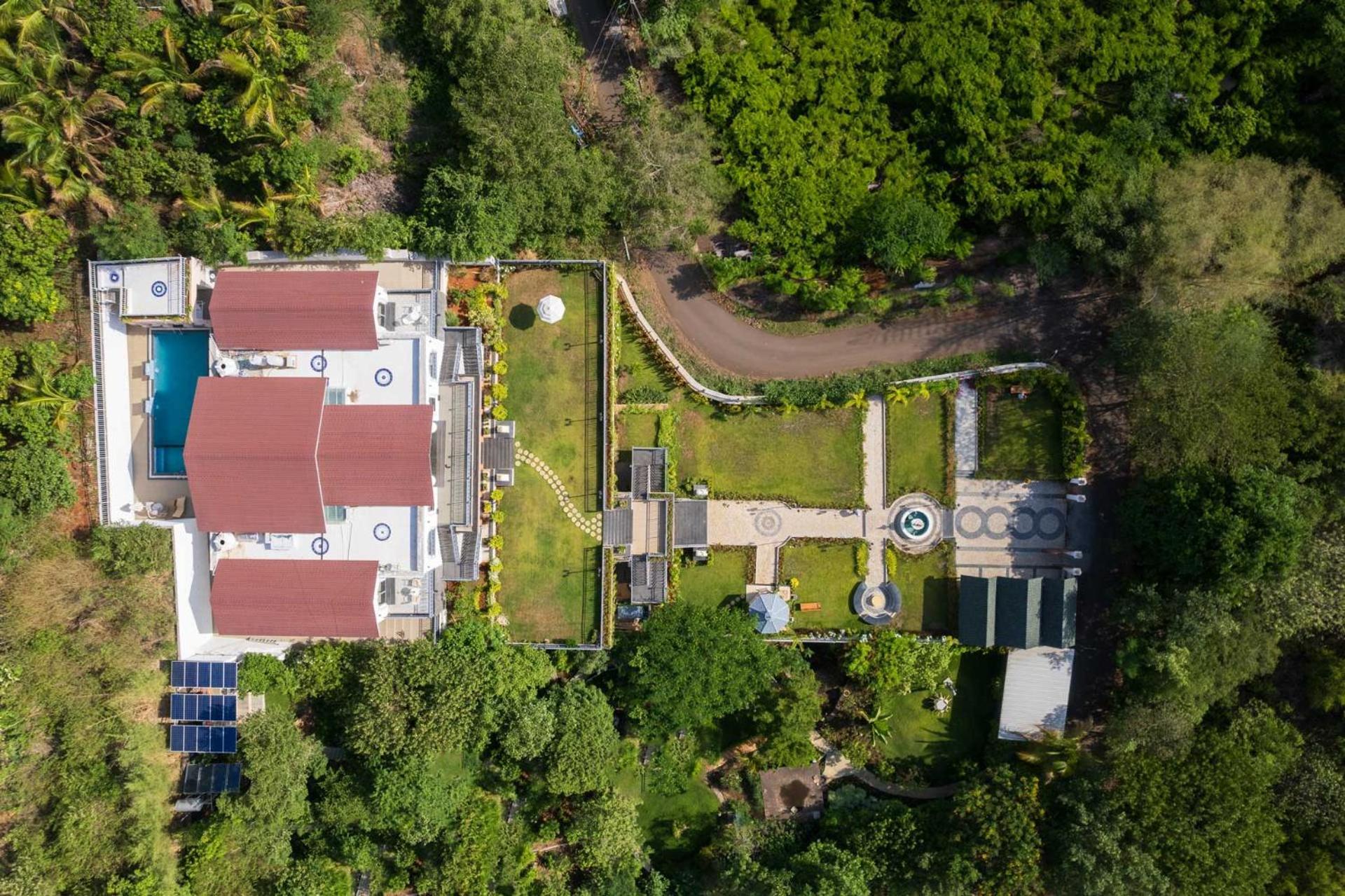 Bellevue Palace: Luxurious Staycation with Pool and Activities Nashik Exterior photo